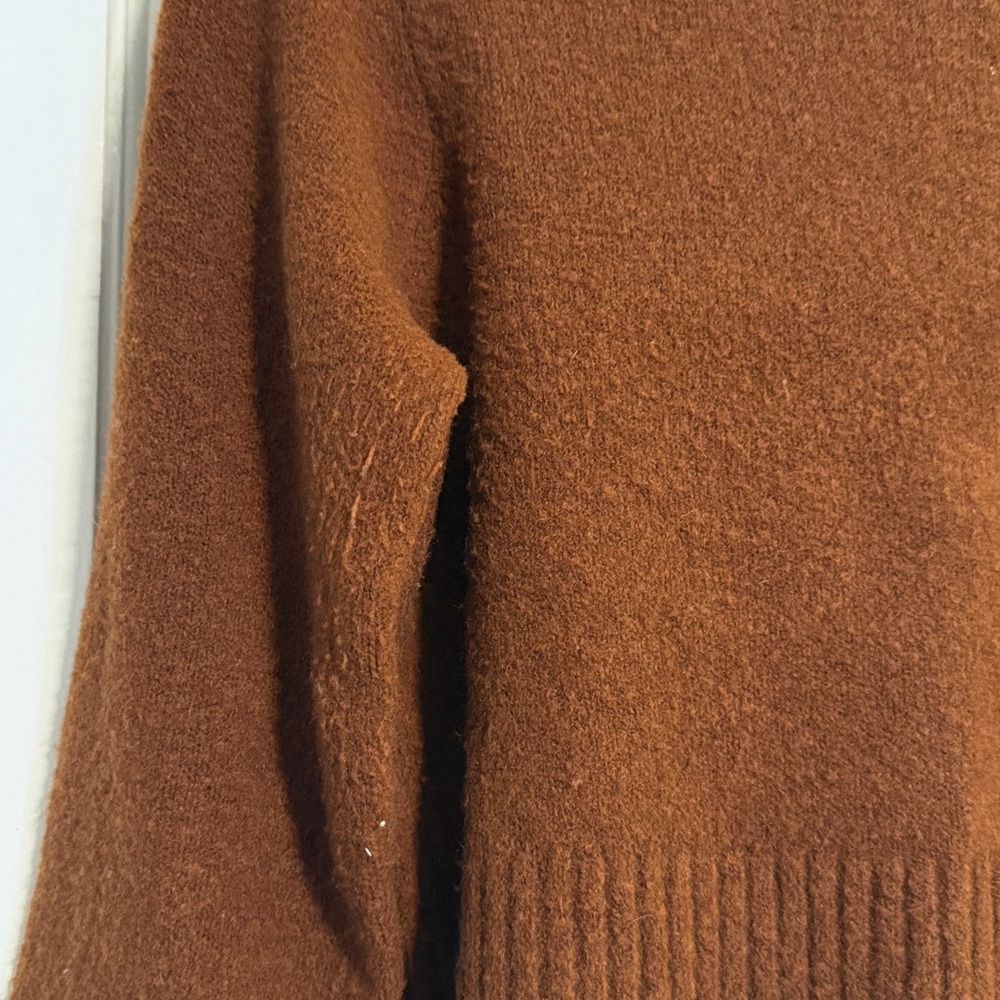 Universal Thread Brown Cropped Sweater - Picture 2 of 6